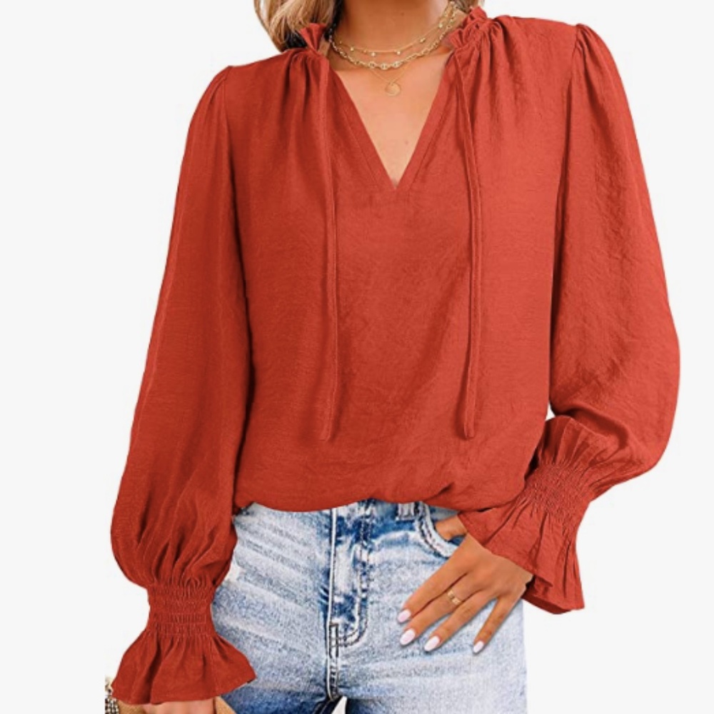 New- Women's Casual Ruffle Top